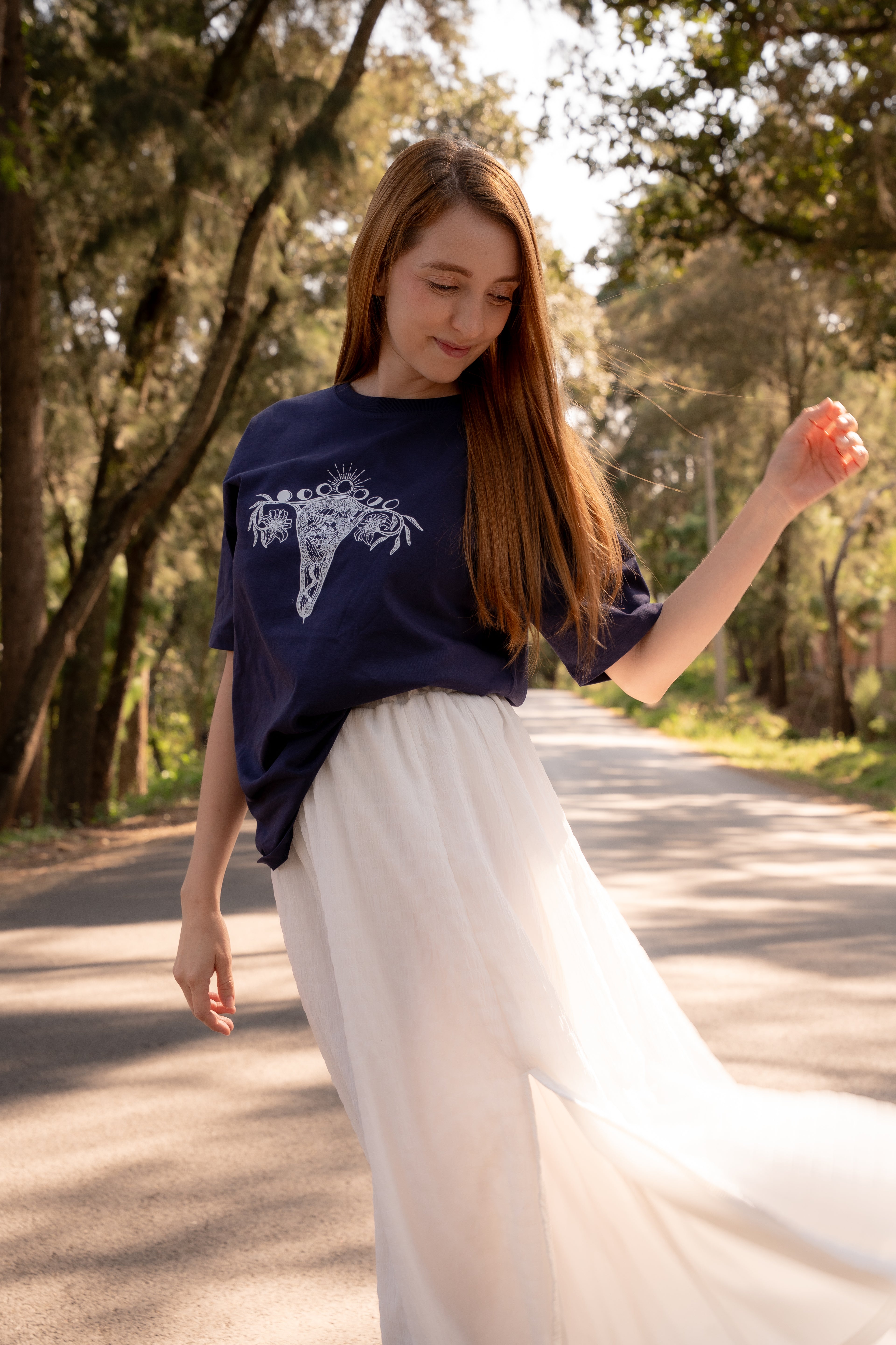 T-Shirt "Uterus-Generationen" Bio-Baumwolle Denim Blue