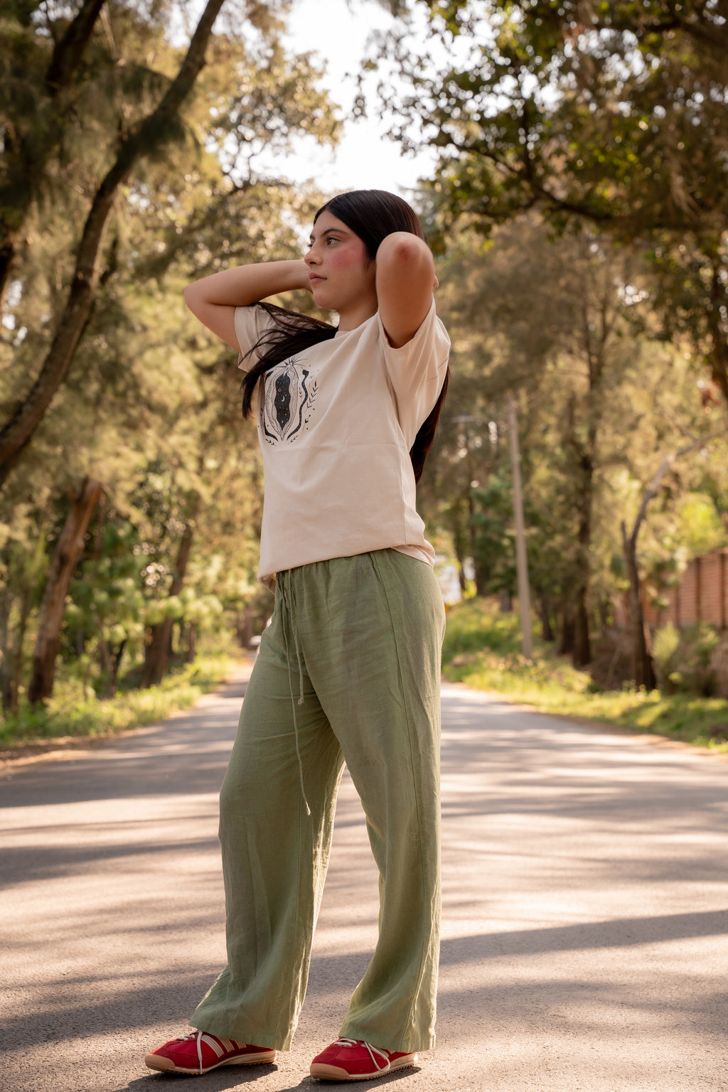 T-Shirt "Vulva Universe" Bio-Baumwolle Sand