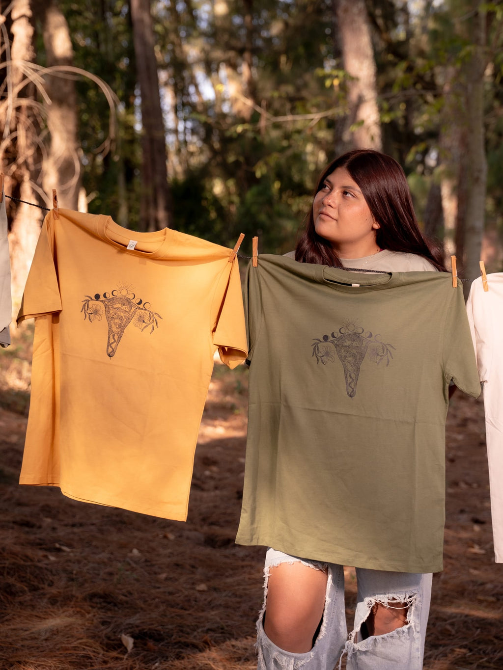 T-Shirt "Uterus-Generationen" Bio-Baumwolle Waldgrün